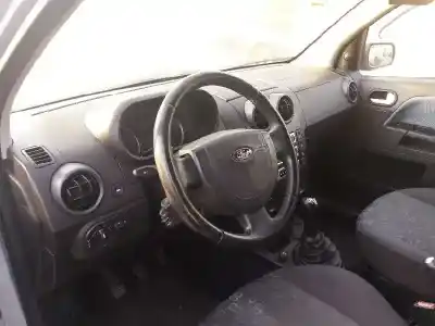 Veicolo di demolizione ford fusion (cbk) 1.6 tdci cat dell'anno 2005 alimentato 