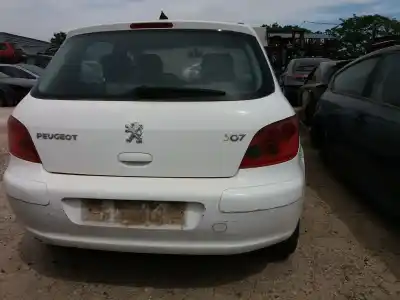 Scrapping Vehicle peugeot 307 (3a/c) 1.6 16v of the year 2001 powered nfu (tu5jp4)