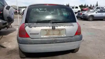 Scrapping Vehicle renault clio ii fase i (b/cbo) 1.2 of the year 2000 powered d7f