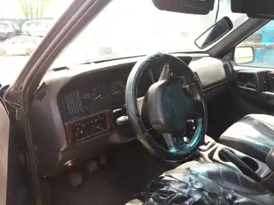 Veículo de Sucata jeep cherokee (xj) 2.5 turbodiesel do ano 1998 alimentado d m52
