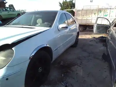 Sloopvoertuig mercedes-benz clase c (w203) berlina * van het jaar 2021 aangedreven 611962