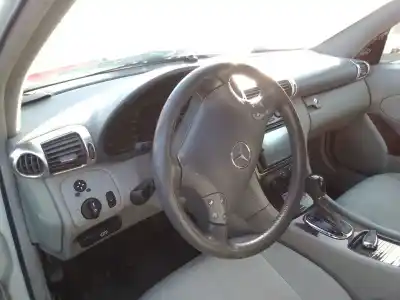 Sloopvoertuig mercedes-benz clase c (w203) berlina * van het jaar 2021 aangedreven 611962