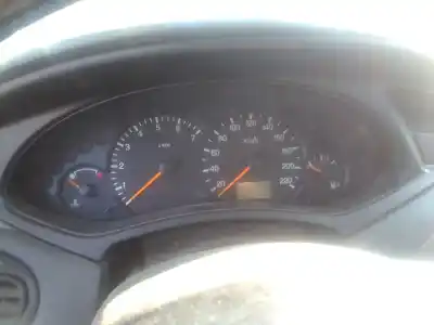 Veículo de Sucata ford focus i turnier (dnw) 1.8 turbo di / tddi do ano 1999 alimentado fyda