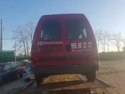 Veículo de Sucata peugeot expert kombi 2.0 hdi (dw10bted) do ano 1995 alimentado rhx