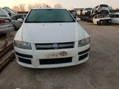 Veículo de Sucata fiat stilo (192_) 1.4 16v (192axh1b, 192bxh1b) do ano 2001 alimentado 843 a1.000