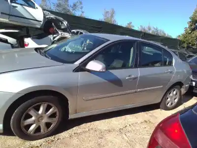 Veículo de Sucata renault laguna iii 5 puertas do ano 2008 alimentado k9k 37