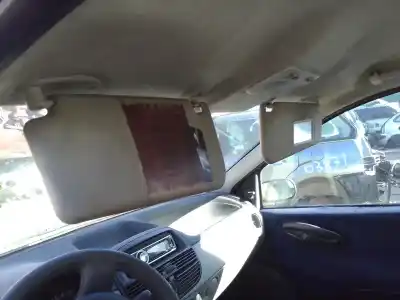 Hurda Aracı fiat punto berlina yılın 2001 güçlü 188a4000