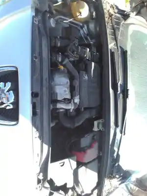 Veículo de Sucata peugeot 308 1.6 16v hdi fap do ano 2008 alimentado 9hx