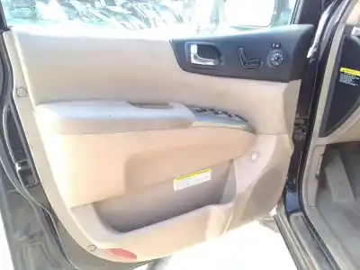 Veicolo di demolizione kia carnival carnival (2006 - 2012) dell'anno 2007 alimentato j3