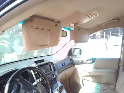 Veicolo di demolizione kia carnival carnival (2006 - 2012) dell'anno 2007 alimentato j3