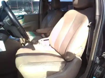 Veicolo di demolizione kia carnival carnival (2006 - 2012) dell'anno 2007 alimentato j3