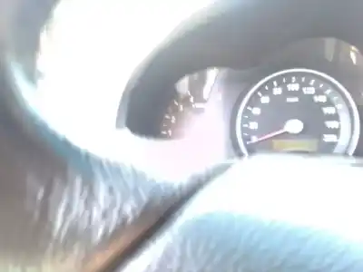 Veicolo di demolizione kia carnival carnival (2006 - 2012) dell'anno 2007 alimentato j3