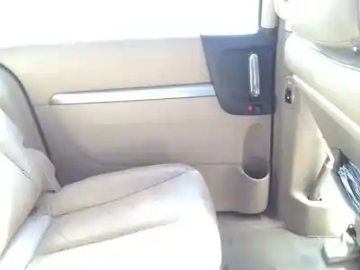 Veicolo di demolizione kia carnival carnival (2006 - 2012) dell'anno 2007 alimentato j3