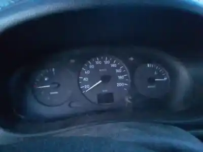 Veicolo di demolizione renault kangoo (f/kc0) kangoo dell'anno 2002 alimentato f8q Veicolo di demolizione renault kangoo (f/kc0) kangoo dell'anno 2002 alimentato f8q