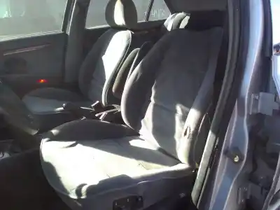 Здавання транспортного засобу peugeot 406 break (s1/s2) 2.0 hdi року 1999 потужний rhz