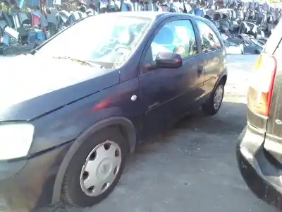 Здавання транспортного засобу opel corsa c corsa c року 2001 потужний z12xe