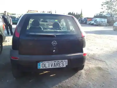 Здавання транспортного засобу opel corsa c corsa c року 2001 потужний z12xe