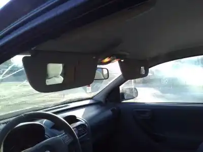 Здавання транспортного засобу opel corsa c corsa c року 2001 потужний z12xe