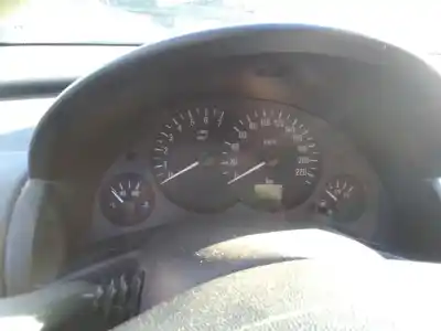 Здавання транспортного засобу opel corsa c corsa c року 2001 потужний z12xe