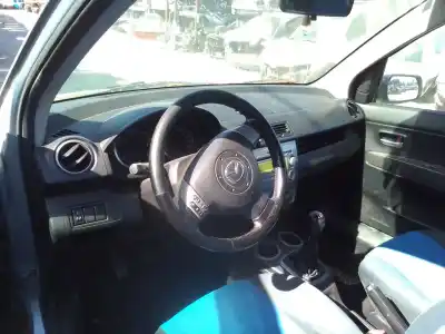 Veículo de Sucata mazda 2 berlina (dy) * do ano 2004 alimentado f6ja