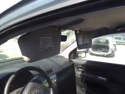 Veículo de Sucata mazda 2 berlina (dy) * do ano 2004 alimentado f6ja