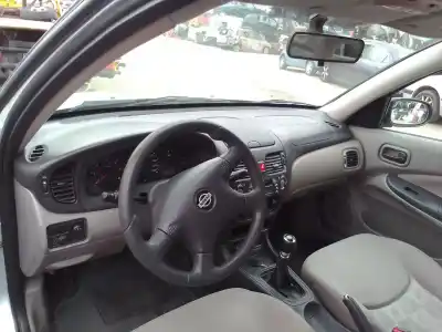 Veículo de Sucata nissan almera ii (n16) 2.2 di do ano 2000 alimentado yd22