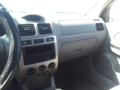 Veículo de Sucata kia rio i fastback (dc) 1.5 16v do ano 2005 alimentado a5d