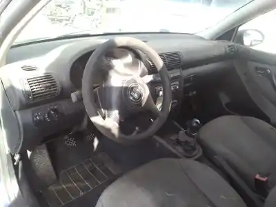 Здавання транспортного засобу seat toledo ii (1m2) 1.6 16v року 2004 потужний aus,azd,bcb