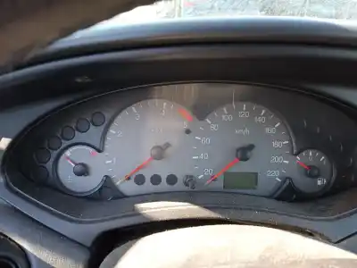 Scrapping Vehicle ford focus i (daw, dbw) 1.8 tdci of the year 2001 powered f9da,f9db