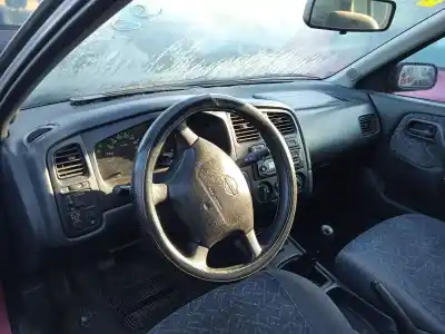 Veicolo di demolizione nissan primera (p11) 2.0 16v dell'anno 1997 alimentato sr20de