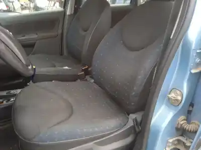Veículo de Sucata citroen c3 i (fc_, fn_) 1.4 hdi do ano 2006 alimentado 8hx (dv4td),8hz (dv4td)