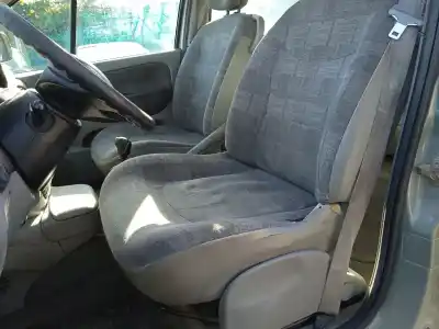 Здавання транспортного засобу renault                                            scénic i monospace (ja0/1_, fa0_)                                                                                                                                                                                                                          1.9 dci rx4                                                                                                                                                                                                                                                року 2003 потужний f9q 740