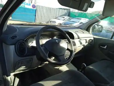 Здавання транспортного засобу renault                                            scénic i monospace (ja0/1_, fa0_)                                                                                                                                                                                                                          1.9 dci rx4                                                                                                                                                                                                                                                року 2003 потужний f9q 740