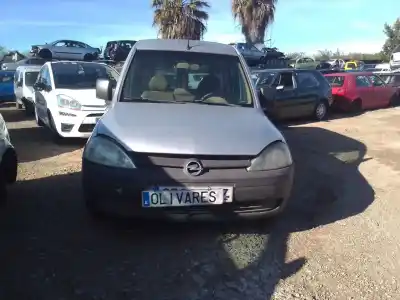 Veicolo di demolizione opel combo corsa c dell'anno 2002 alimentato y17dtl Veicolo di demolizione opel combo corsa c dell'anno 2002 alimentato y17dtl