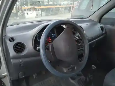 Veículo de Sucata daewoo                                             matiz (m100, m150)                                                                                                                                                                                                                                         0.8                                                                                                                                                                                                                                                        do ano 2002 alimentado f8cv