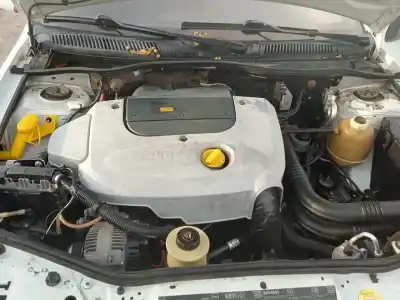 Veicolo di demolizione renault megane i classic (la0/1_) 1.9 dti (la08, la0n) dell'anno 1999 alimentato f9q 730,f9q 731,f9q 734,f9q 736