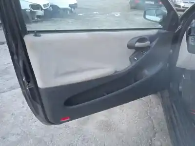 Veículo de Sucata fiat stilo (192_) 1.4 16v (192axh1b, 192bxh1b) do ano 2004 alimentado 843 a1.000