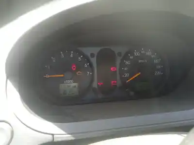 Sloopvoertuig ford fiesta v (jh_, jd_) 1.4 16v van het jaar 2003 aangedreven fxja,fxjb