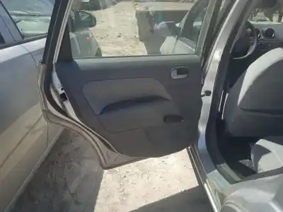 Sloopvoertuig ford fiesta v (jh_, jd_) 1.4 16v van het jaar 2003 aangedreven fxja,fxjb