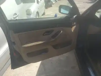 Veículo de Sucata bmw 5 (e39) 520 i do ano 2002 alimentado m54 b22 (226s1)