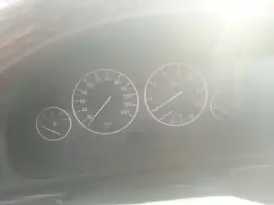 Veículo de Sucata bmw 5 (e39) 520 i do ano 2002 alimentado m54 b22 (226s1)