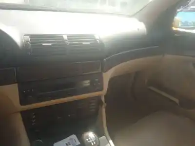 Veículo de Sucata bmw 5 (e39) 520 i do ano 2002 alimentado m54 b22 (226s1)