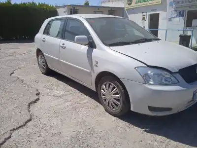 Veicolo di demolizione toyota corolla (_e12_) 2.0 d-4d (cde120_) dell'anno 2002 alimentato 1cd-ftv