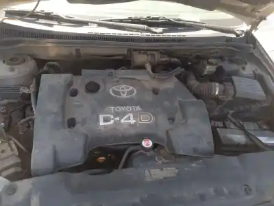 Veicolo di demolizione toyota corolla (_e12_) 2.0 d-4d (cde120_) dell'anno 2002 alimentato 1cd-ftv