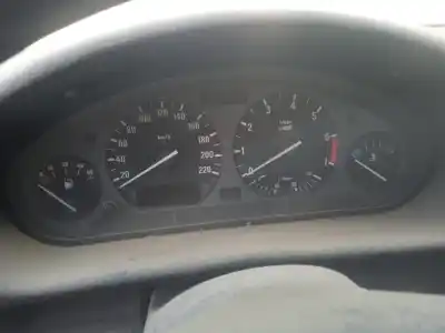 Veículo de Sucata bmw serie 3 berlina (e36) 318i do ano 1992 alimentado g/18-4 e-1