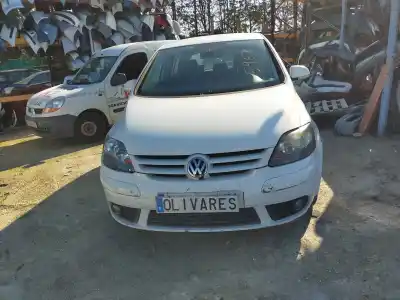 Véhicule à la ferraille vw                                                 golf v (1k1)                                                                                                                                                                                                                                               1.9 tdi                                                                                                                                                                                                                                                    de l'année 2005 alimenté bkc,bls,bxe