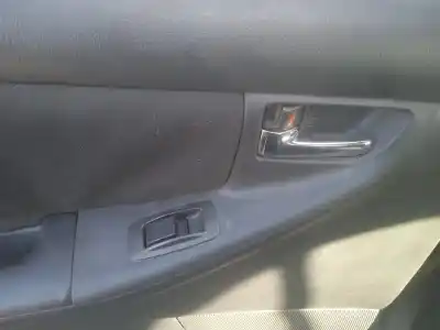 Veículo de Sucata toyota corolla (_e12_) 2.0 d-4d (cde120r_, cde120l_) do ano 2005 alimentado 1cd-ftv