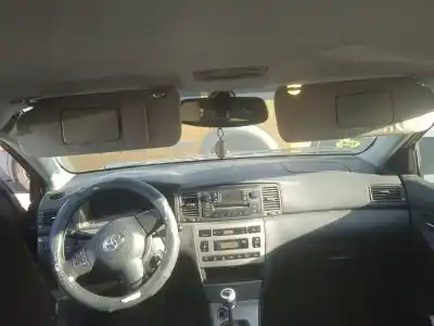 Veículo de Sucata toyota corolla (_e12_) 2.0 d-4d (cde120r_, cde120l_) do ano 2005 alimentado 1cd-ftv