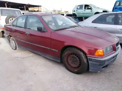 Veículo de Sucata bmw 3 (e36) 318 i do ano 1990 alimentado 18-4 e-1