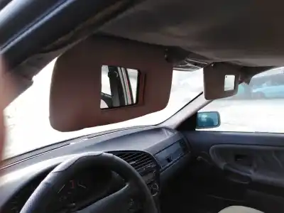 Veículo de Sucata bmw 3 (e36) 318 i do ano 1990 alimentado 18-4 e-1